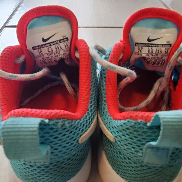 Nike 7c shoes - Picture 3 of 4